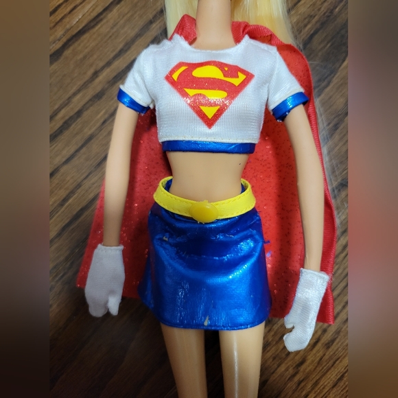 2003 Supergirl Barbie - Picture 6 of 9